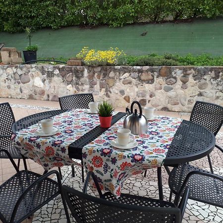 Appartamento Con Giardino A Cisano Di 바르돌리노 외부 사진