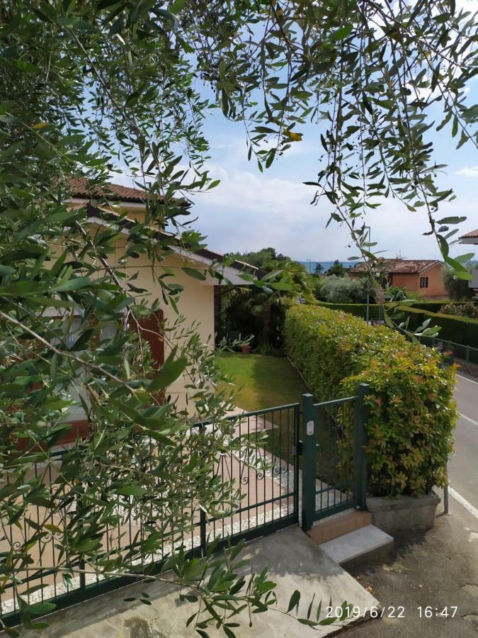 Appartamento Con Giardino A Cisano Di 바르돌리노 외부 사진